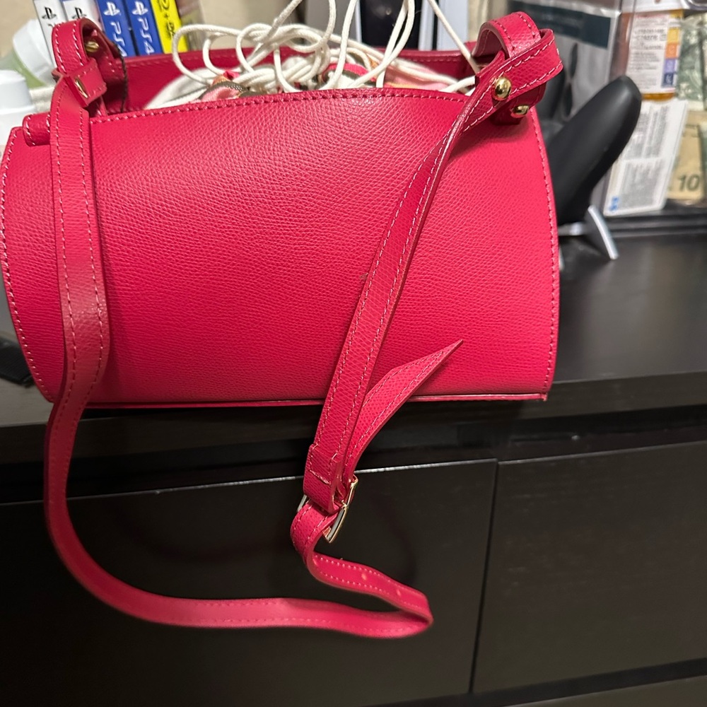 NWT Bevini Modena Hot Pink Italian Leather Crossbody Bag